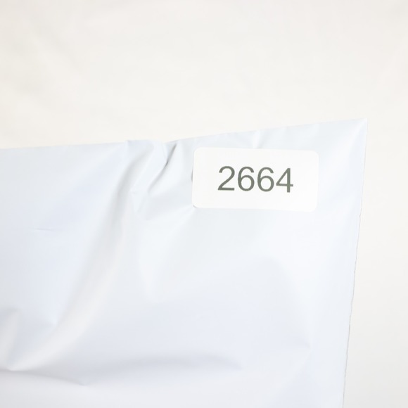 Nebraska Cornhuskers Shirt Womens Medium Black NCAA Football Studded Tee V Neck - Picture 13 of 13